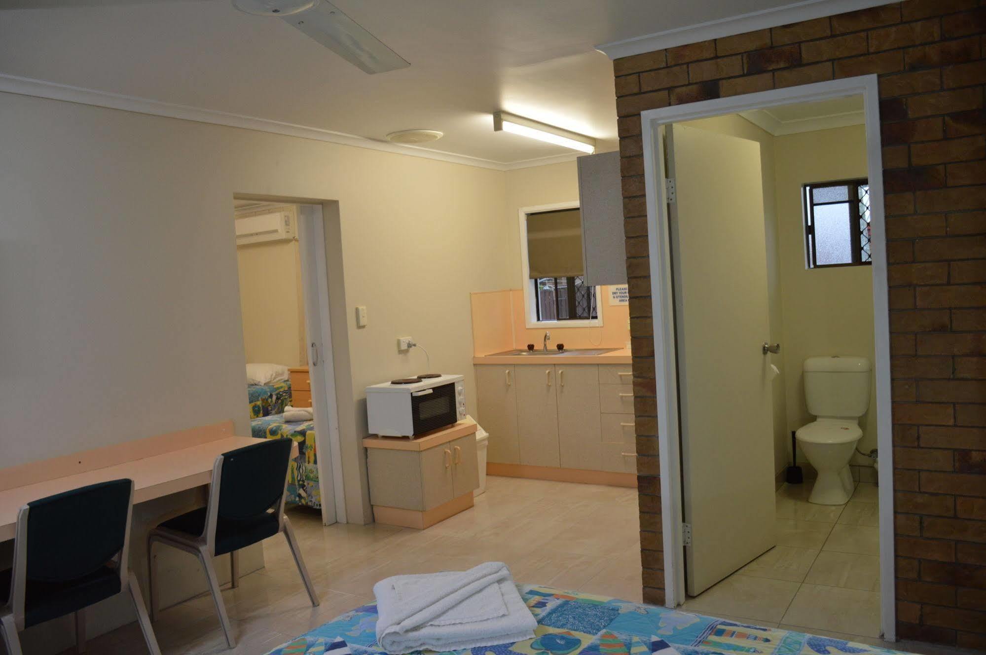 Rover Holiday Units Mackay Esterno foto