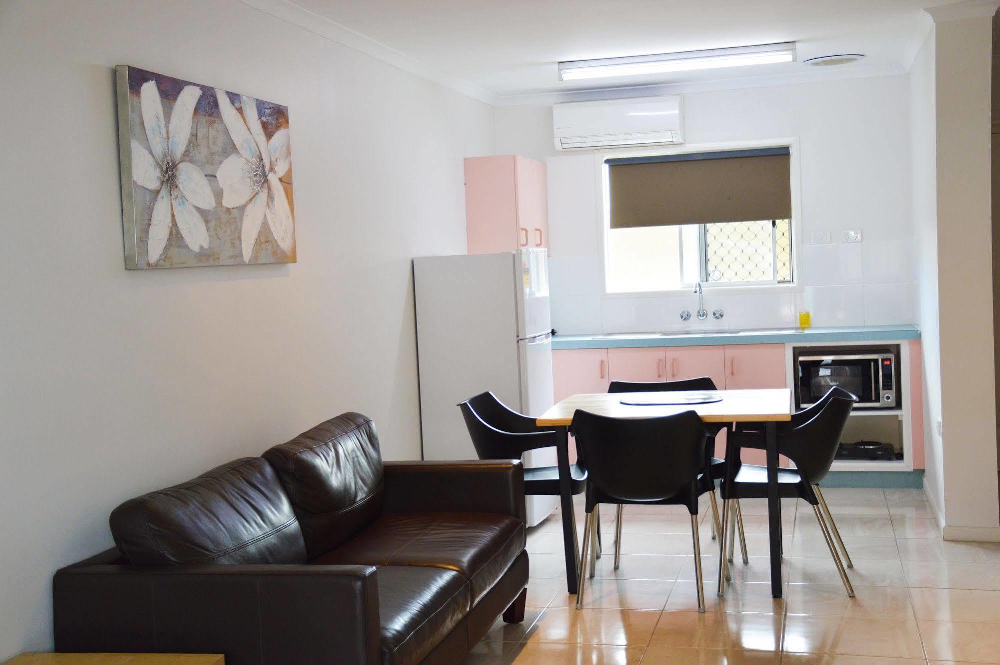 Rover Holiday Units Mackay Esterno foto