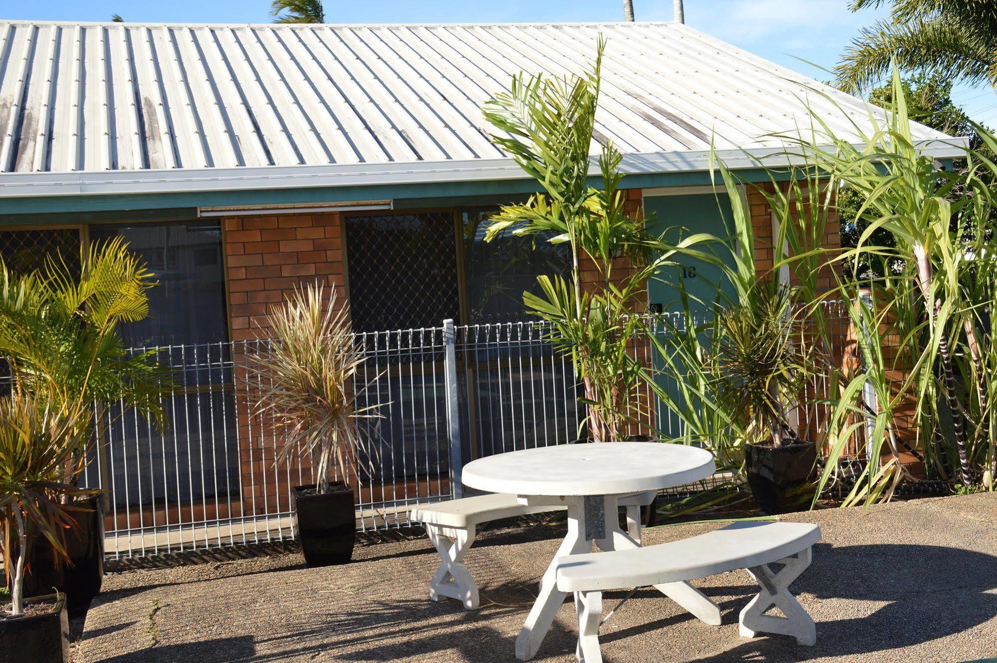 Rover Holiday Units Mackay Esterno foto